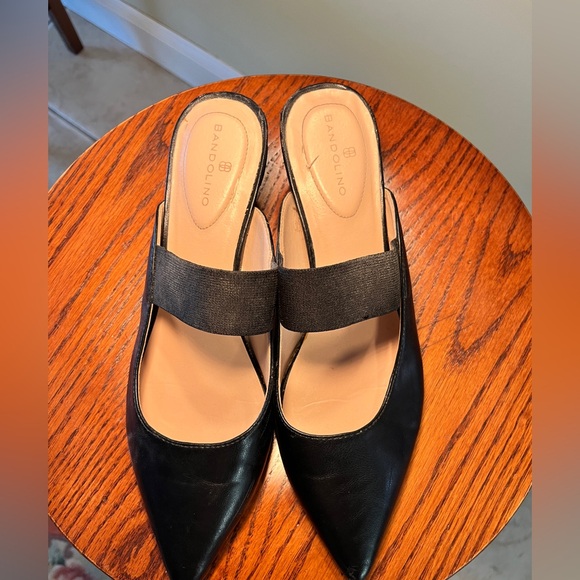 Bandolino Black Pointed-Toe Mules - Picture 1 of 4